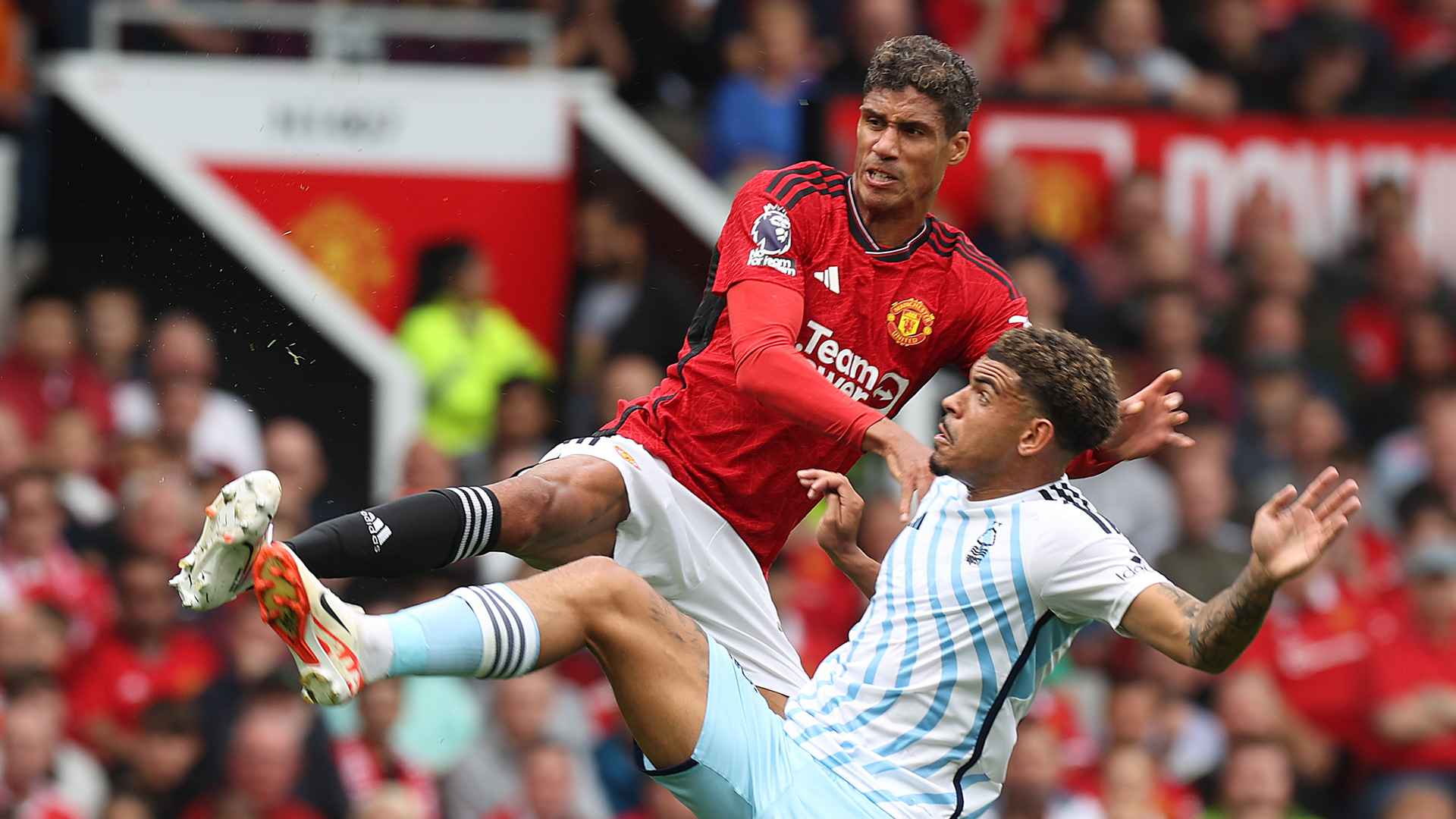 VARANE CETUS RESAH MAN UNITED