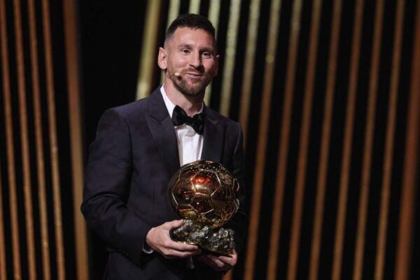 MESSI RAIH BALLON D’OR KELAPAN