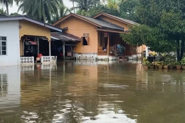 TALI AIR TIDAK DISELENGGARA PUNCA BANJIR BERLAKU