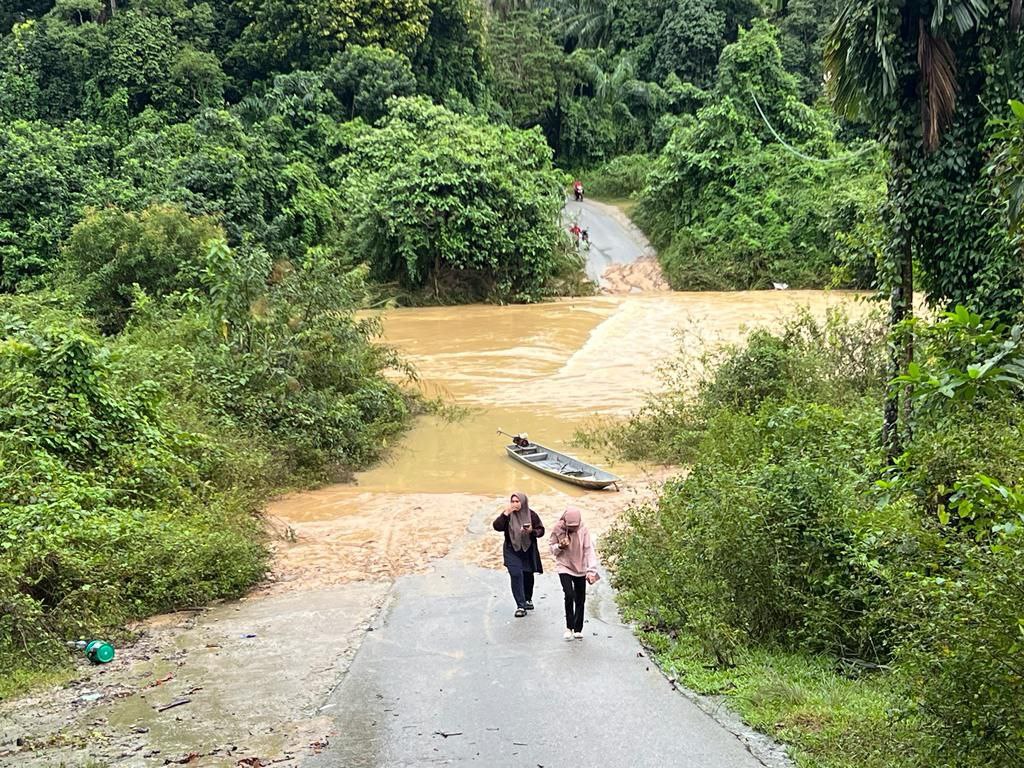 JAMBATAN BELANGA TENGGELAM PERLU DINAIK TARAF ATAU GANTI