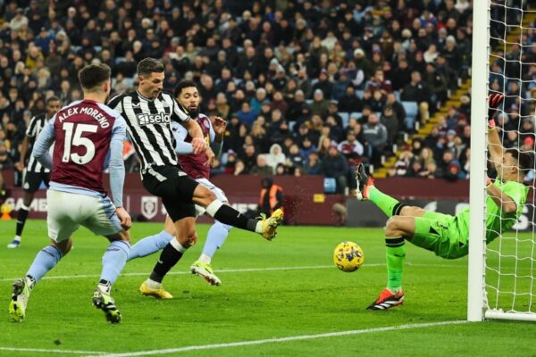 NEWCASTLE KEMBALI KE LANDASAN SEBENAR