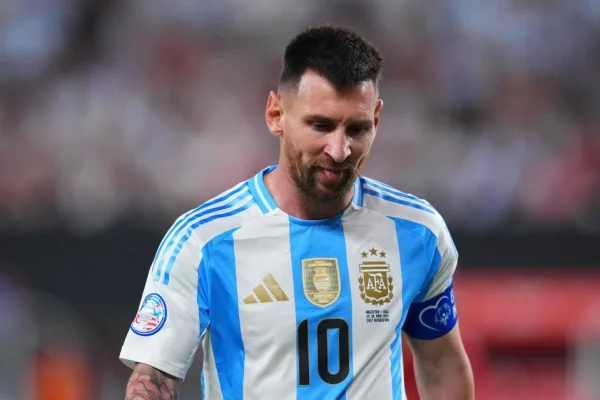 ARGENTINA MUNGKIN REHATKAN MESSI BERTEMU PERU