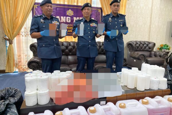 JKDM RAMPAS PRODUK KOSMETIK TIMBANG KILO BERNILAI RM600,000