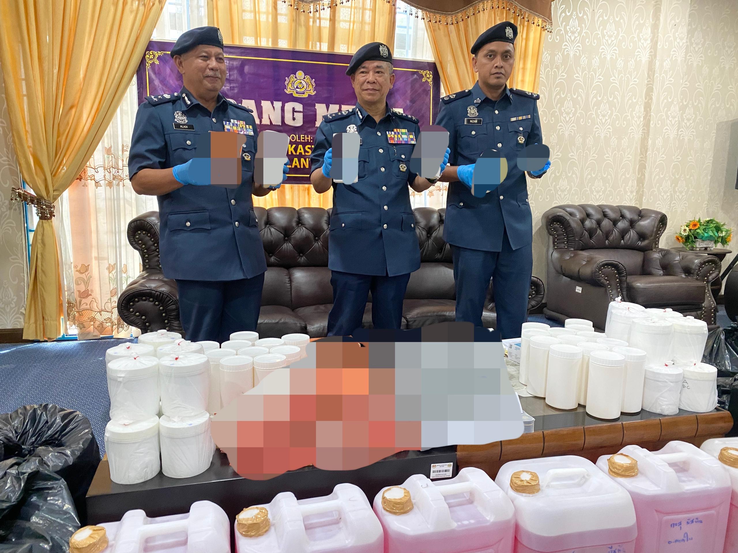 JKDM RAMPAS PRODUK KOSMETIK TIMBANG KILO BERNILAI RM600,000